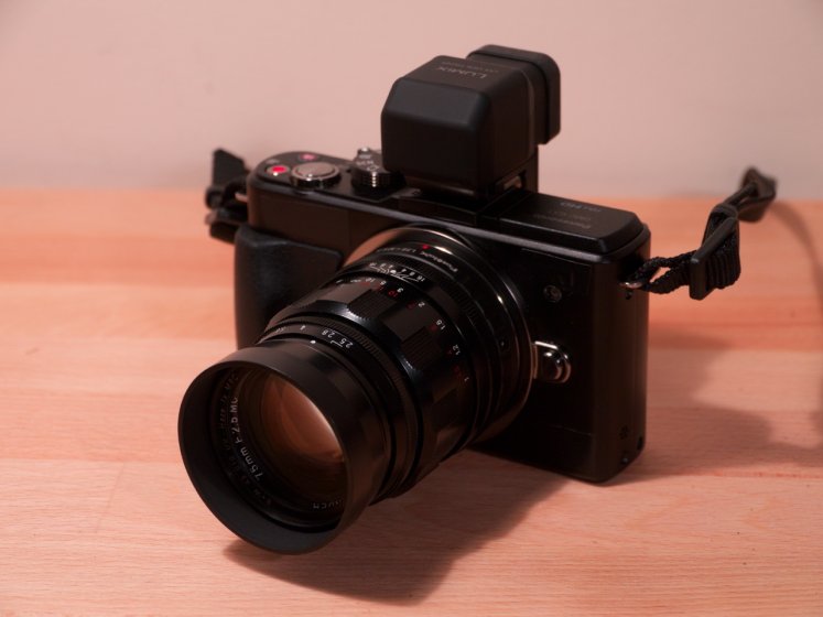 Thoughts on the Zeiss 90mm f/2.8 Sonnar in Contax G mount