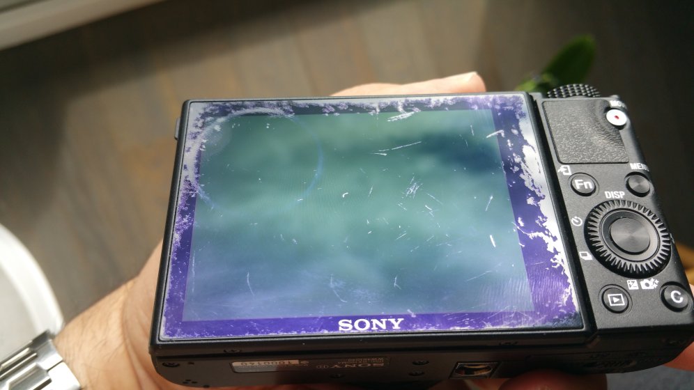 RX100 IV LCD issue | DPReview Forums
