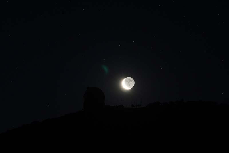 Internal reflections when photographing the moon | DPReview Forums