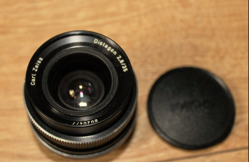 Carl zeiss distagon 35MM 2.8 Rollei mount Hft vs Non Hft