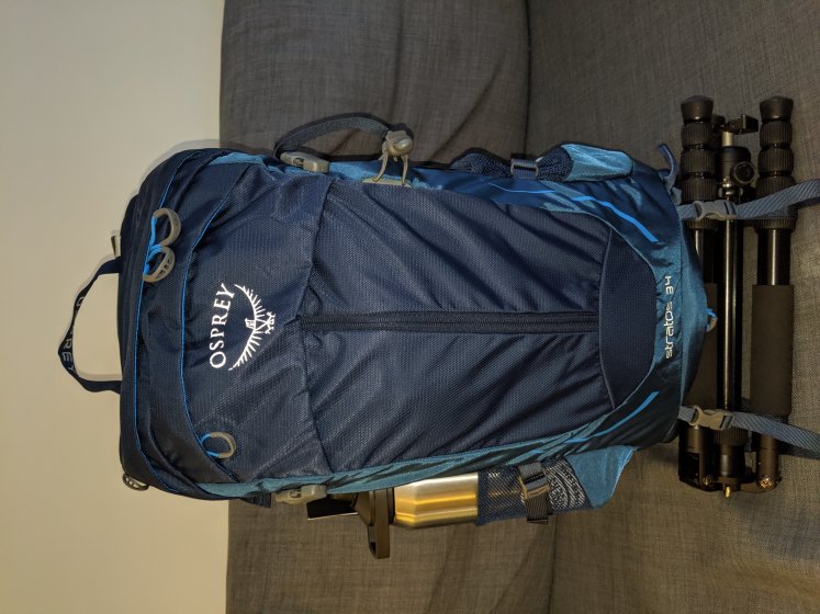 can osprey stratos 24 fit 3l bag the Osprey Stratos 24 M has got you covered Osprey - Stratos 24 –