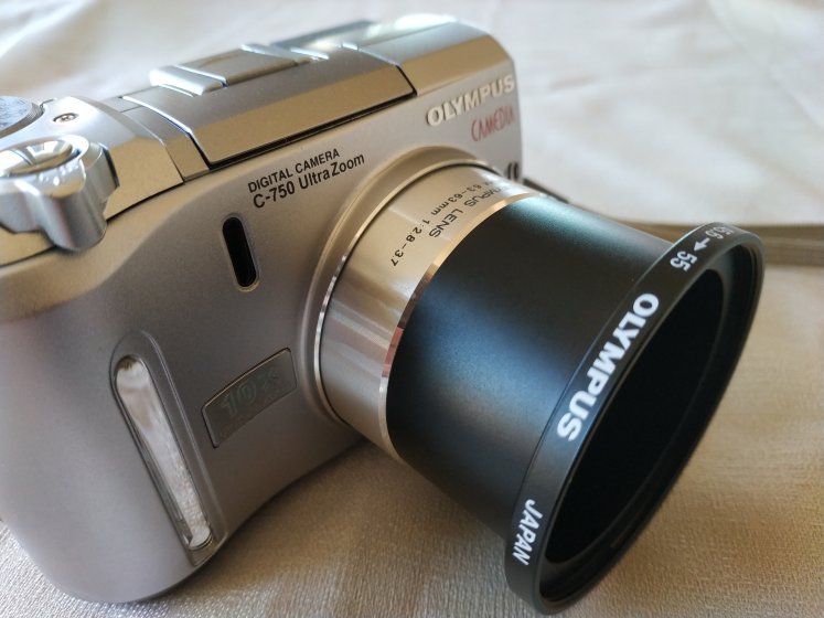 C-5060/C-7070 40.5mm Lenscap | DPReview Forums