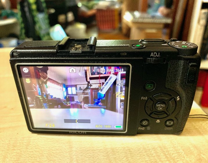 FOR SALE: Ricoh GRDiii + GW-2 + GH-2 + extras GR Digital iii