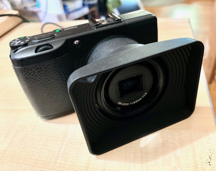 FOR SALE: Ricoh GRDiii + GW-2 + GH-2 + extras GR Digital iii