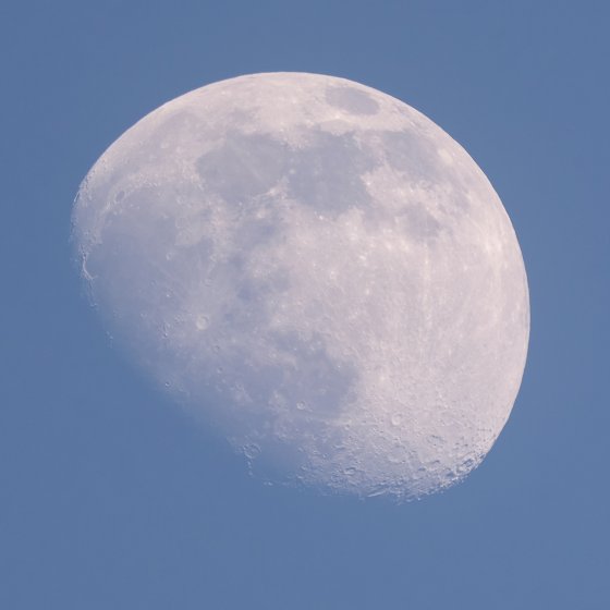 The Moon at 800mm | DPReview Forums