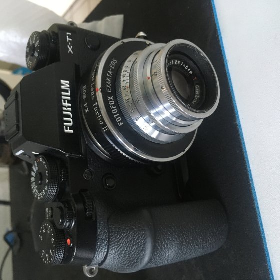 Tiny Carl Zeiss Jena Tessar 5cm 2.8 T. Anyone knows more info