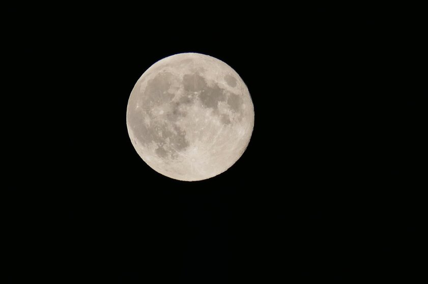 Full moon, z6 ii, 80-400mm G | DPReview Forums