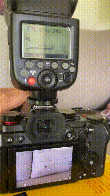 Godox TT685-O: The auto-zoom function does not work correctly