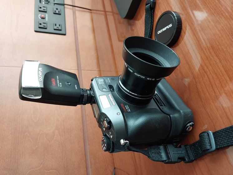 when 7.1 megapixels are enough: my new (to me) C-7070WZ | DPReview