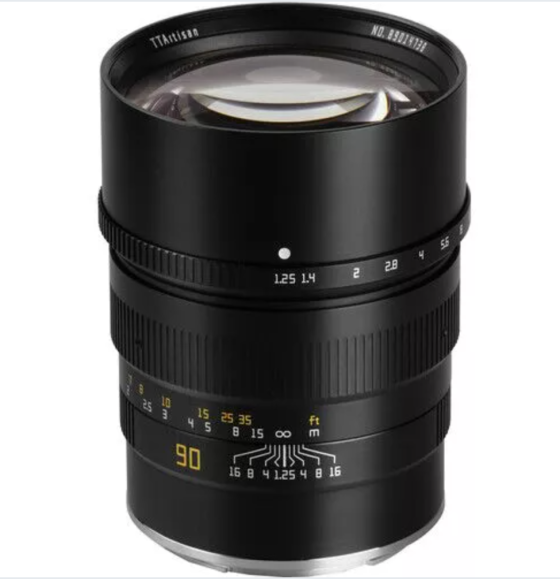 TTTartisan 90mm f/1.25 lens for hasselblad x-mount cameras