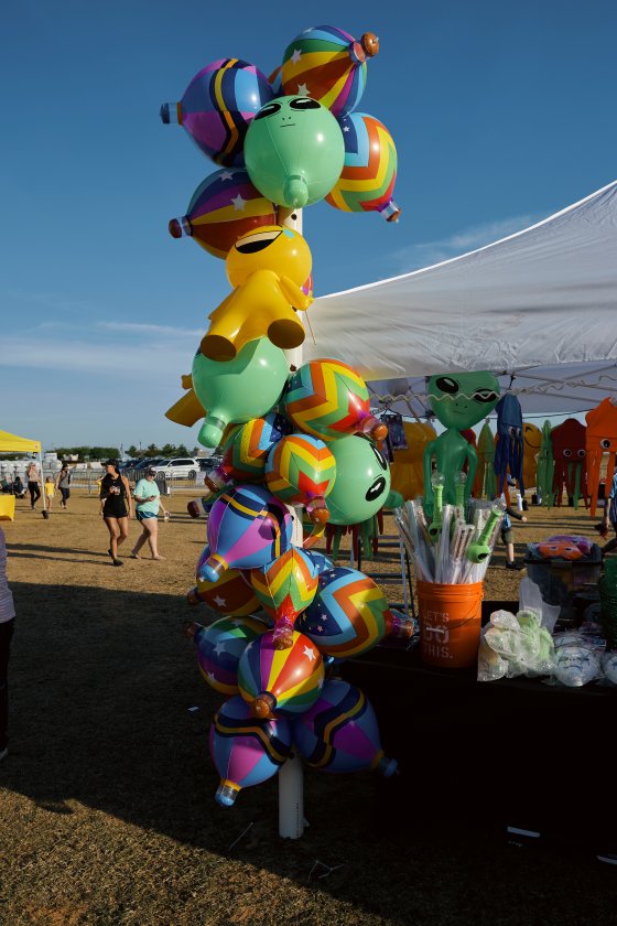 Samples from the Sigma 16mm Z mount at a Hot Air Balloon Festival ...