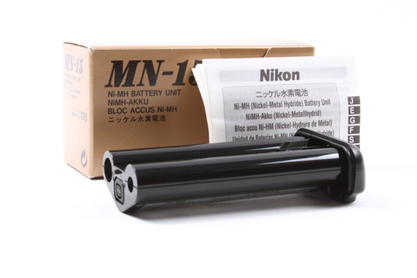 Nikon F100 & MN-15 Battery Pack | DPReview Forums