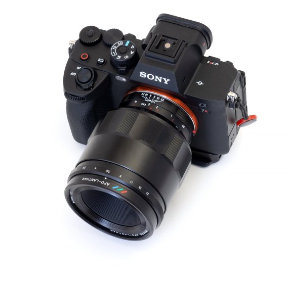 Voigtlander 65mm f/2 APO-Lanthar on Sony-E Mount | DPReview Forums