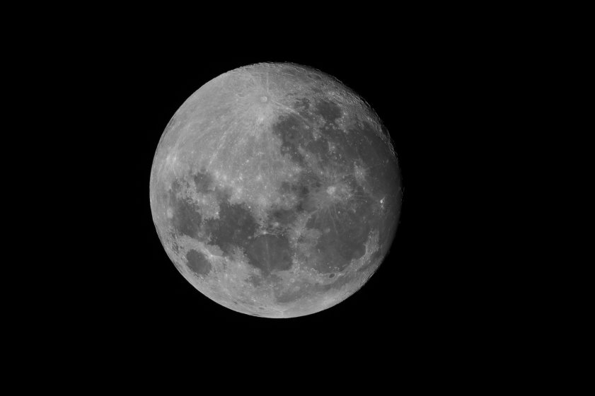 Moon with 180-600mm, Z8 | DPReview Forums