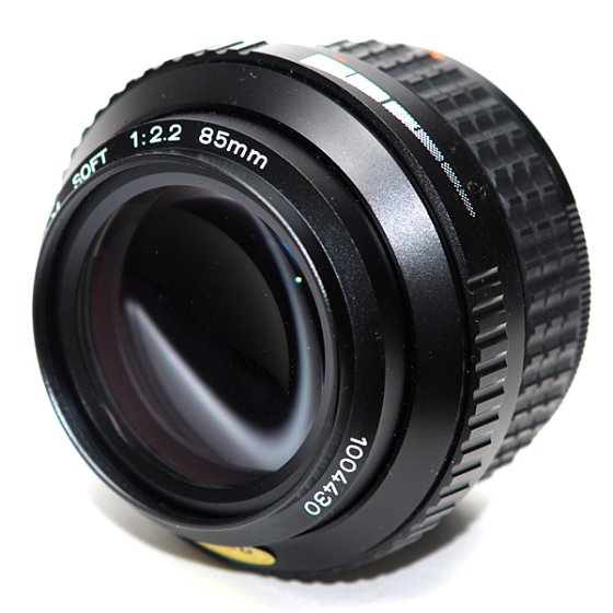 An Odd Ball: Pentax 85mm f/2.2 Soft | DPReview Forums