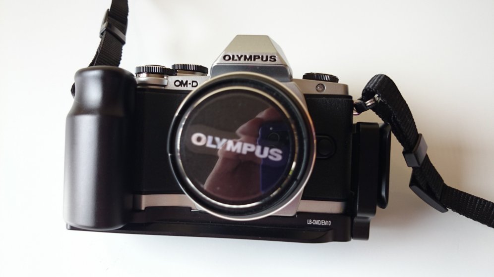 Olympus ECG-1 Grip for E-M10 | DPReview Forums
