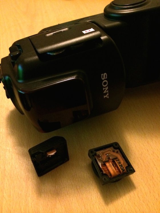 Broken ADP-MAA flash adapter, smashed F58 flash, poor Sony response ...