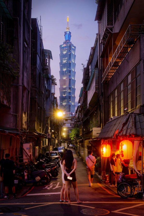 その他 SIGMA 18-300mm F3.5-6.3 DC How many lenses do you actually need? | DPReview Forums