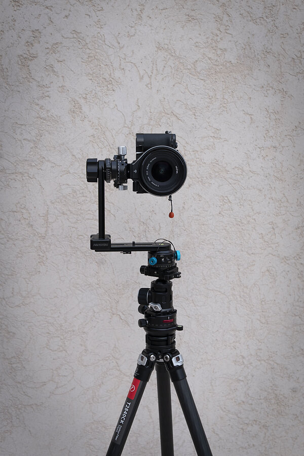 Nodal Ninja panoramic head for difficult landscape panos