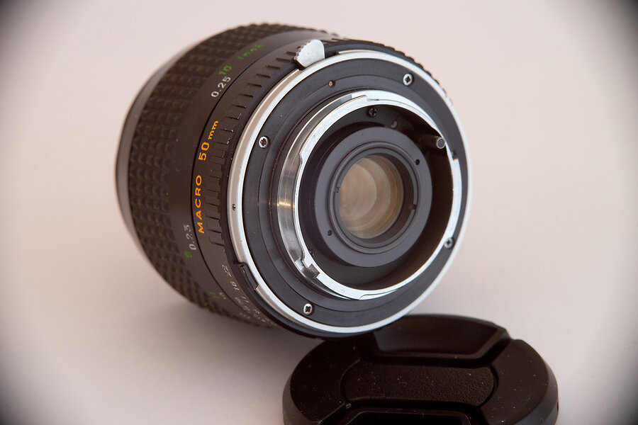 Unusual Minolta MC Macro Rokkor-QF 50 mm 1:3.5 | DPReview Forums