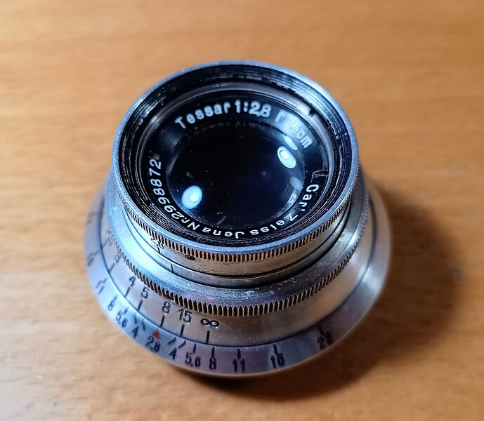 Unusual Carl Zeiss Tessar. Any info? | DPReview Forums