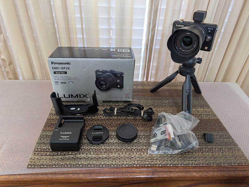 For Sale - MINT - Panasonic Lumix DMC-GF2 with 14-42 zoom lens