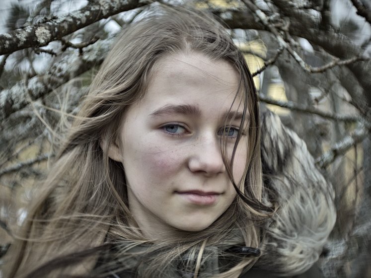 Portrait with Switar 13mm f.0.9 | DPReview Forums