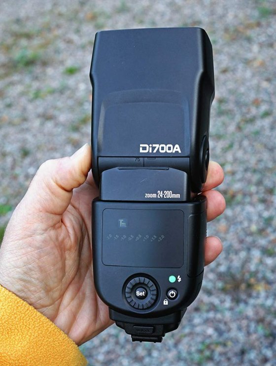 Nissin di700a flash (for Sony) flawed in many ways | DPReview Forums