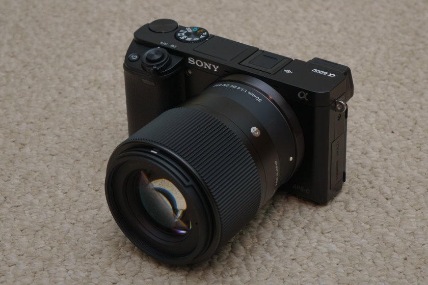 sony a6000 sigma 30mm dn review